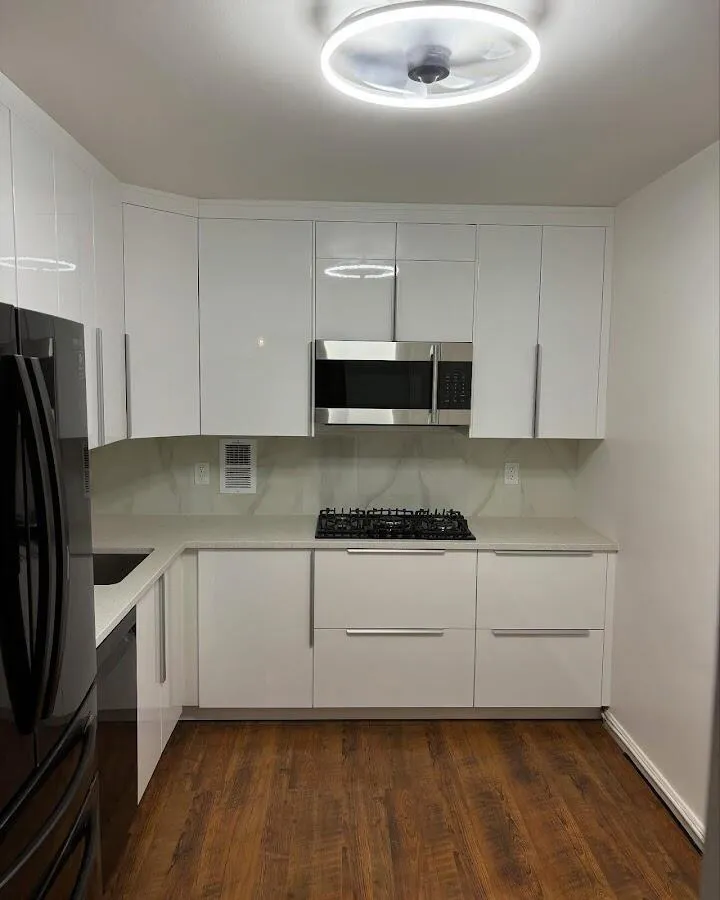 Renovated kitchen with quartz countertops in Edgewater